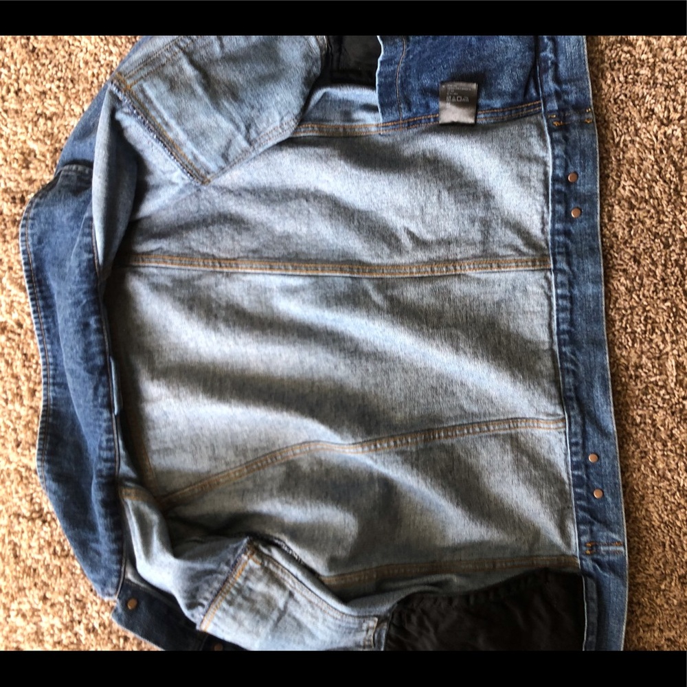 Jean Jacket - Picture 4 of 7